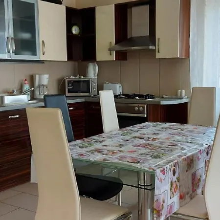 דירה Greta Wellness Iii. שיופוק
